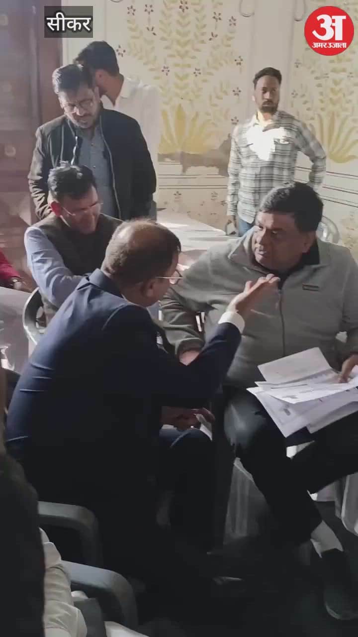 In Rajasthan, the minister lashed out at the collector in public, saying, "You are protecting the thieves..."