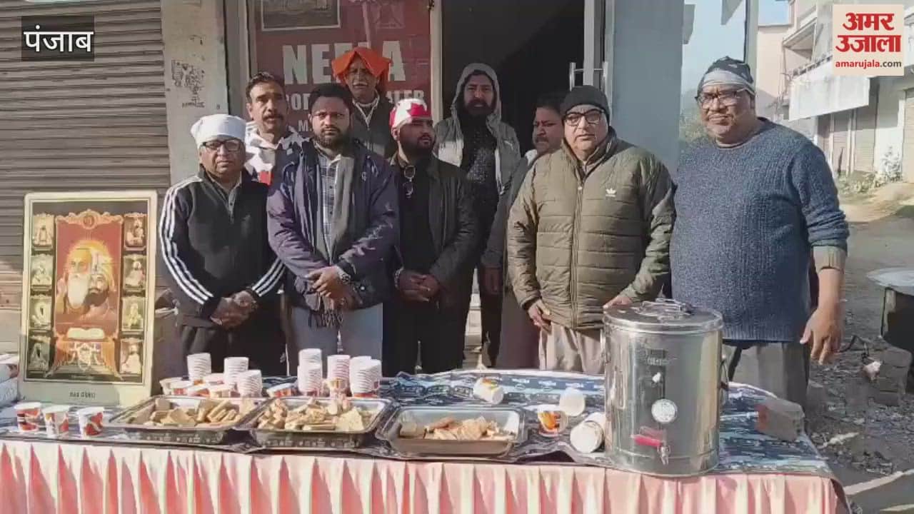 In Phagwara, Sarva Shakti Sena organised a milk langar in memory of the four Sahibzadas.