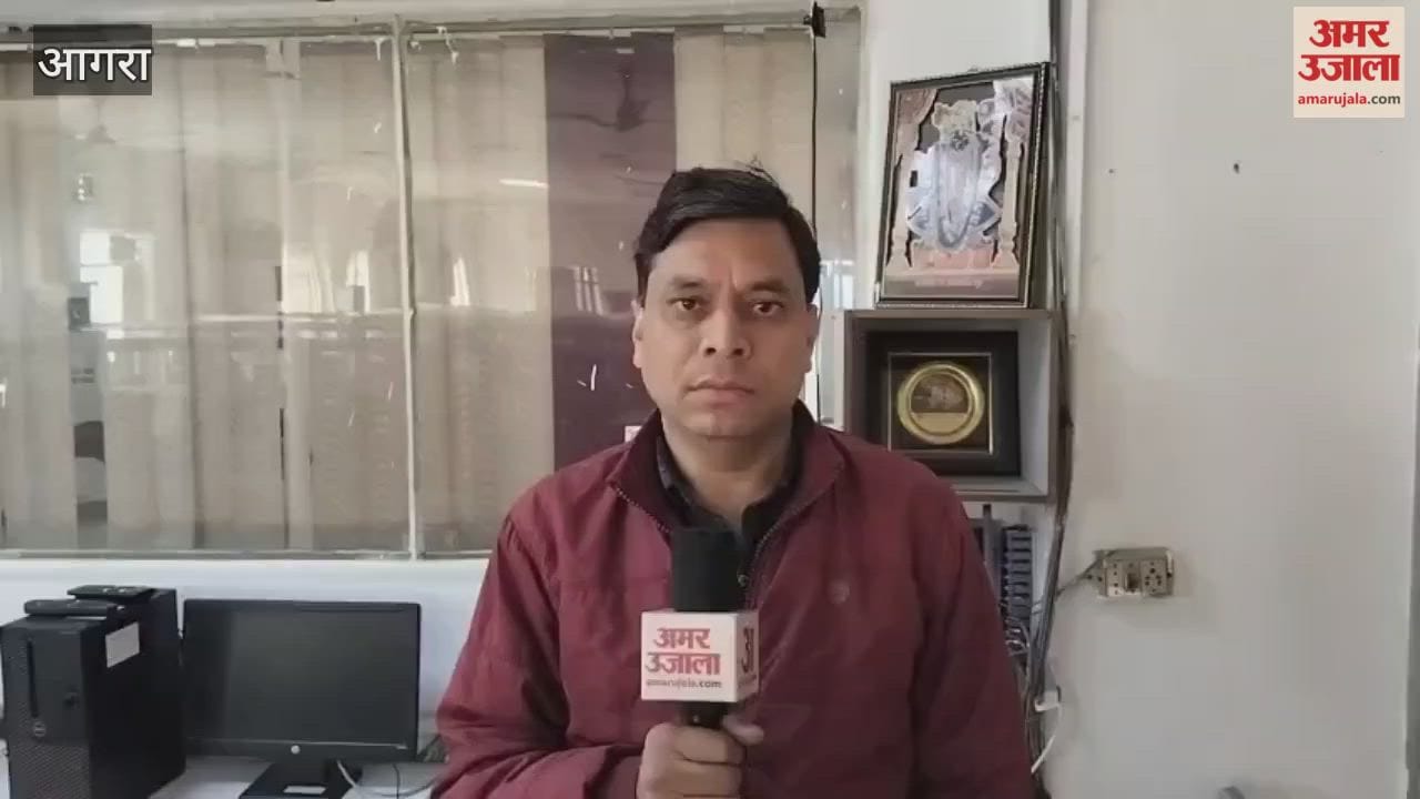 Agra Police breaking someone's legs and breaking someone's head