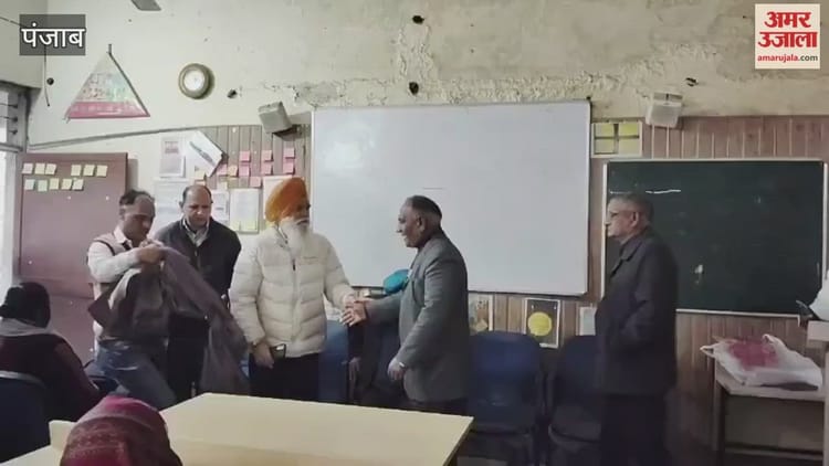 फगवाड़ा में मिड-डे मिल कर्मचारियों को किया गया सम्मानित