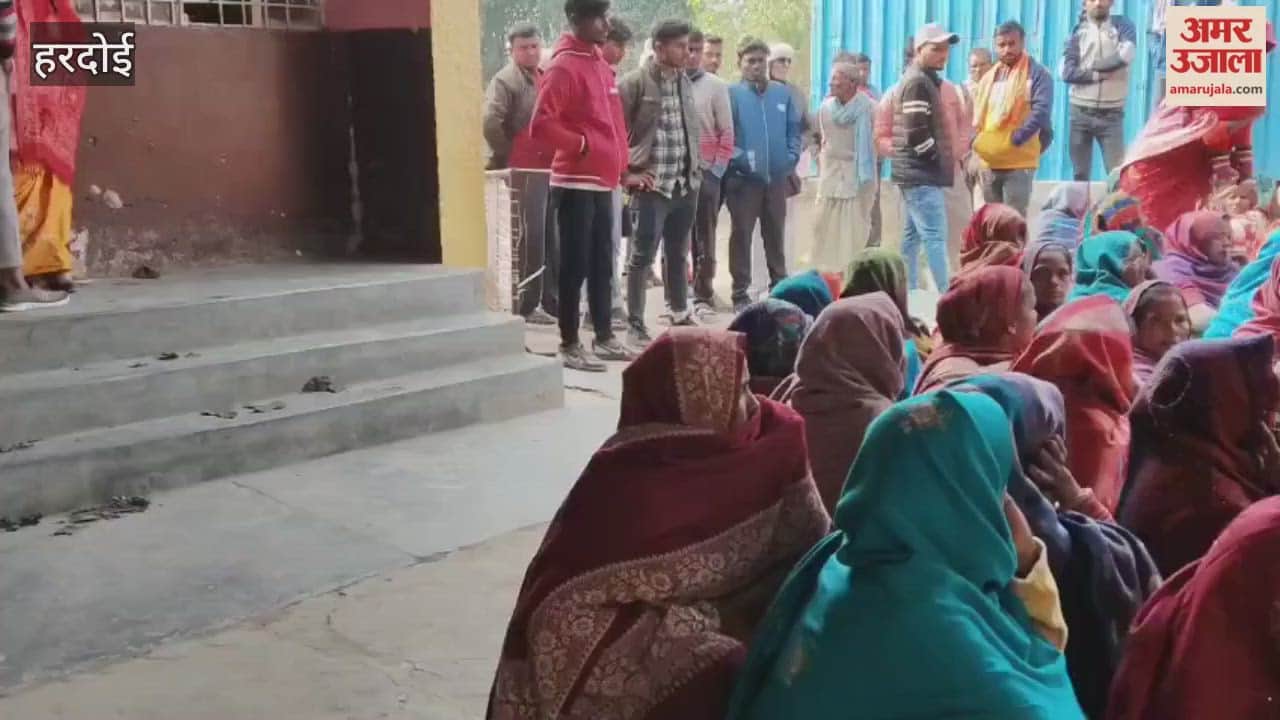 Hardoi: Crane collision kills cyclist laborer, family devastated