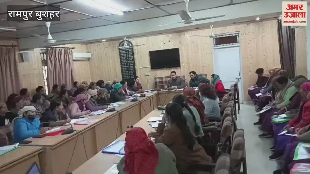 Anganwadi workers in Rampur were made aware of the importance of a balanced diet