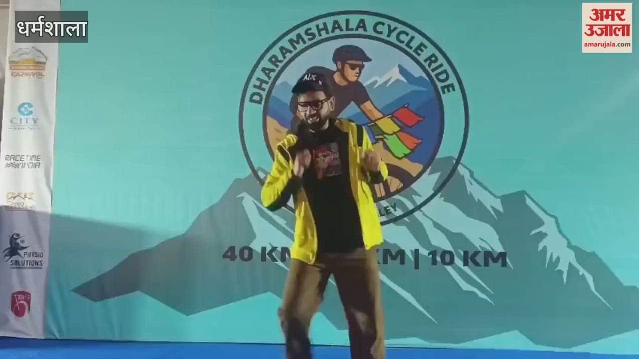 A cycle ride was organized in Dharamshala, and Mayor Meenu Sharma flagged it off