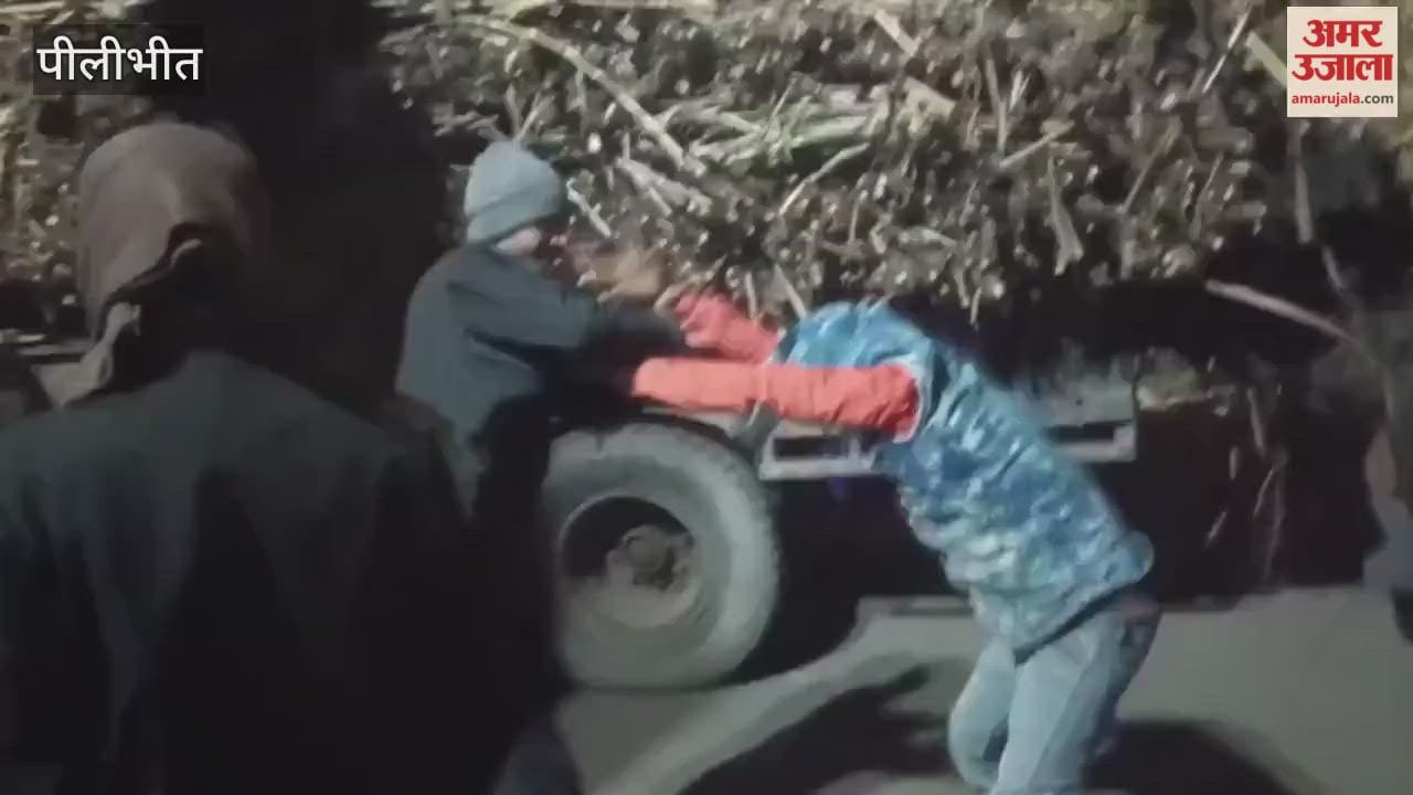 Guards beat up a farmer at the Novel Sugar Mill gate in Pilibhit