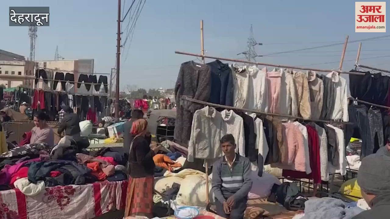 Dehradun Sunday market shifted from Rangers Ground  held near ISBT for the first time, but traffic jam