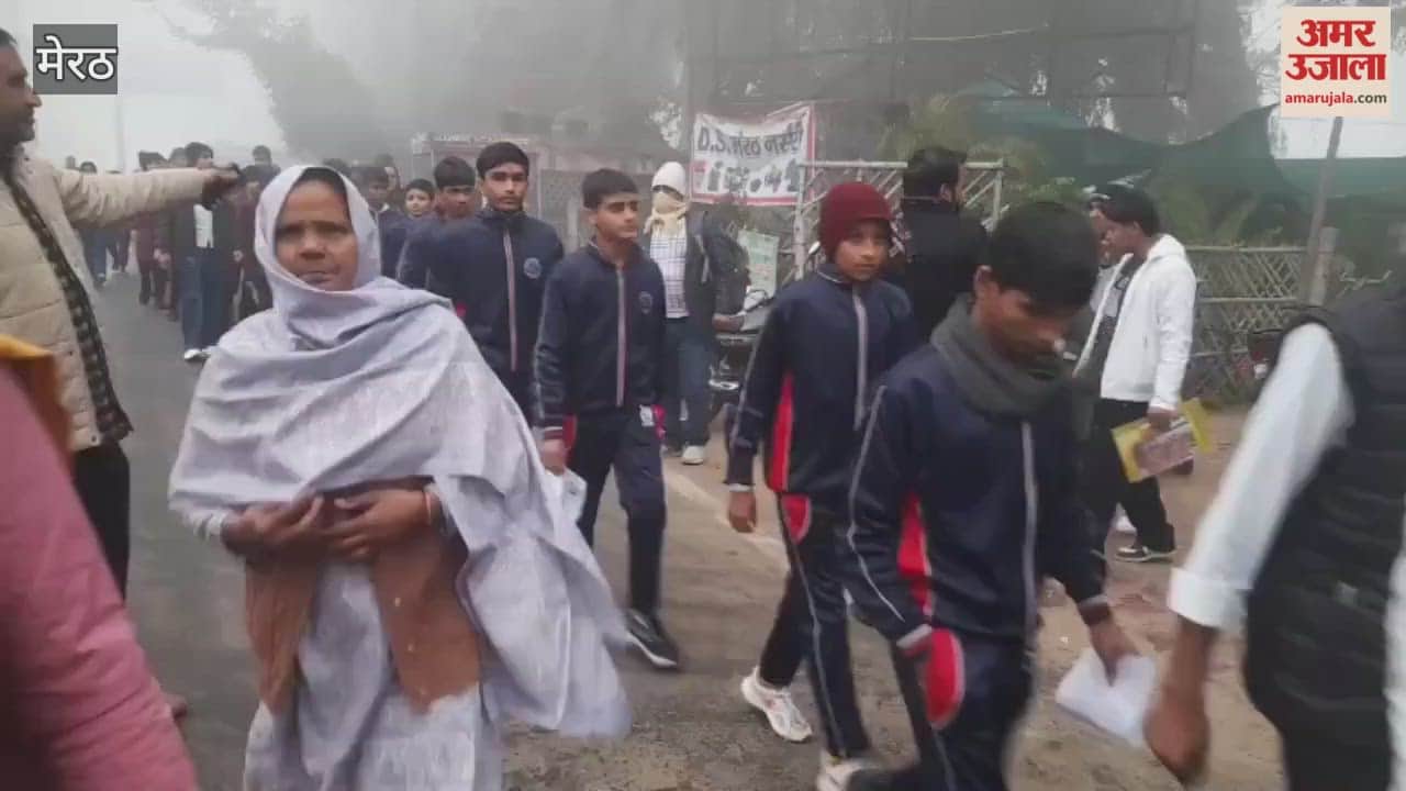 Meerut: Children appearing for exams shivering