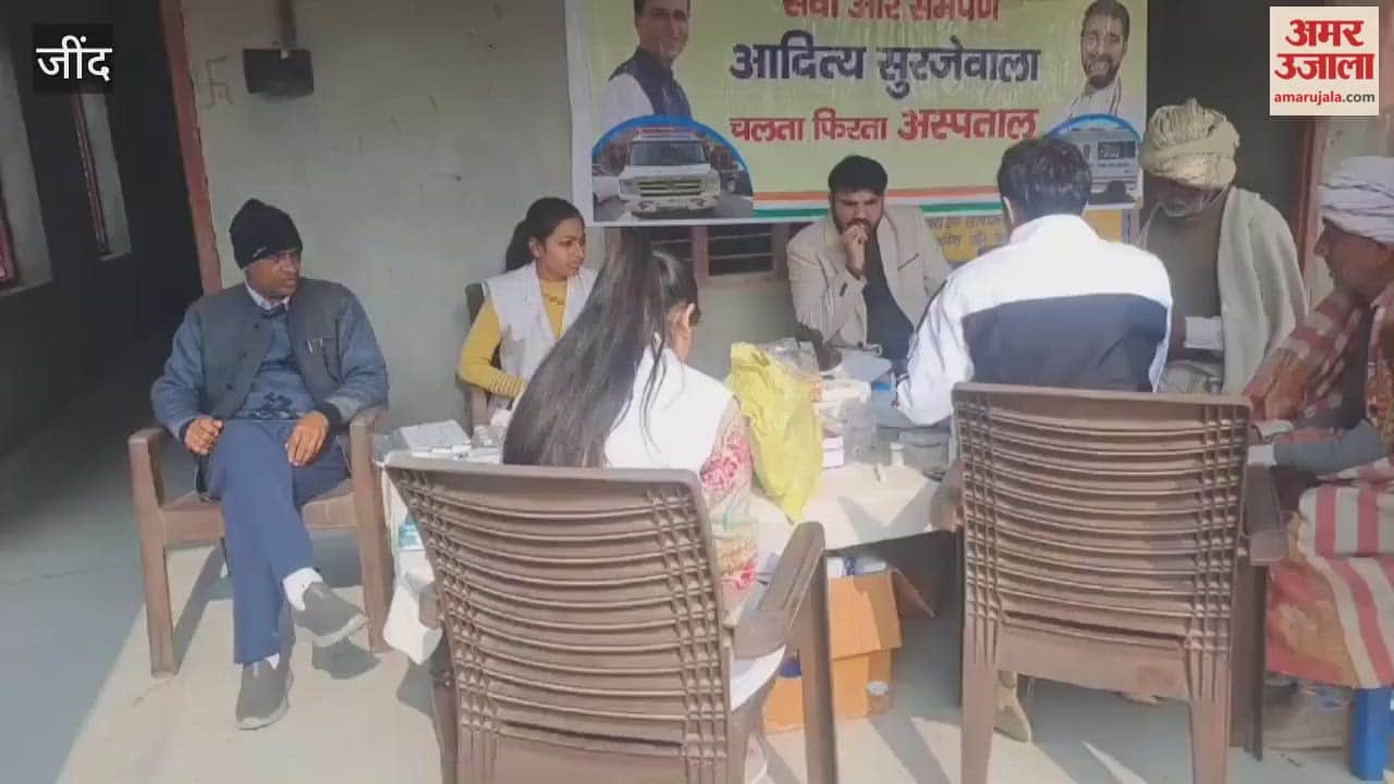 Aditya Surjewala's free mobile hospital reached Sinsar village in Jind, where hundreds of villagers received free checkups