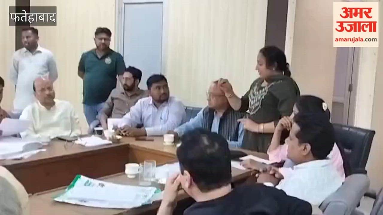 Councillors expressed anger towards officials during budget meetings in Tohana, Fatehabad.