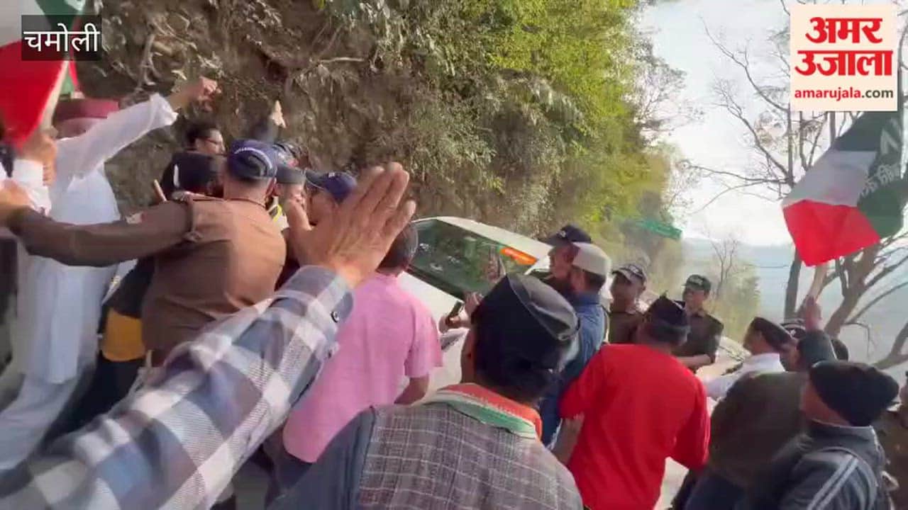 Demanding Gairsain as the permanent capital, activists stopped the MLA's car