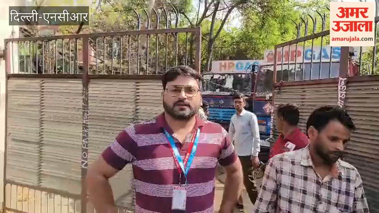 Delivery of domestic cylinders resumes smoothly at Chilla LPG godown in East Delhi