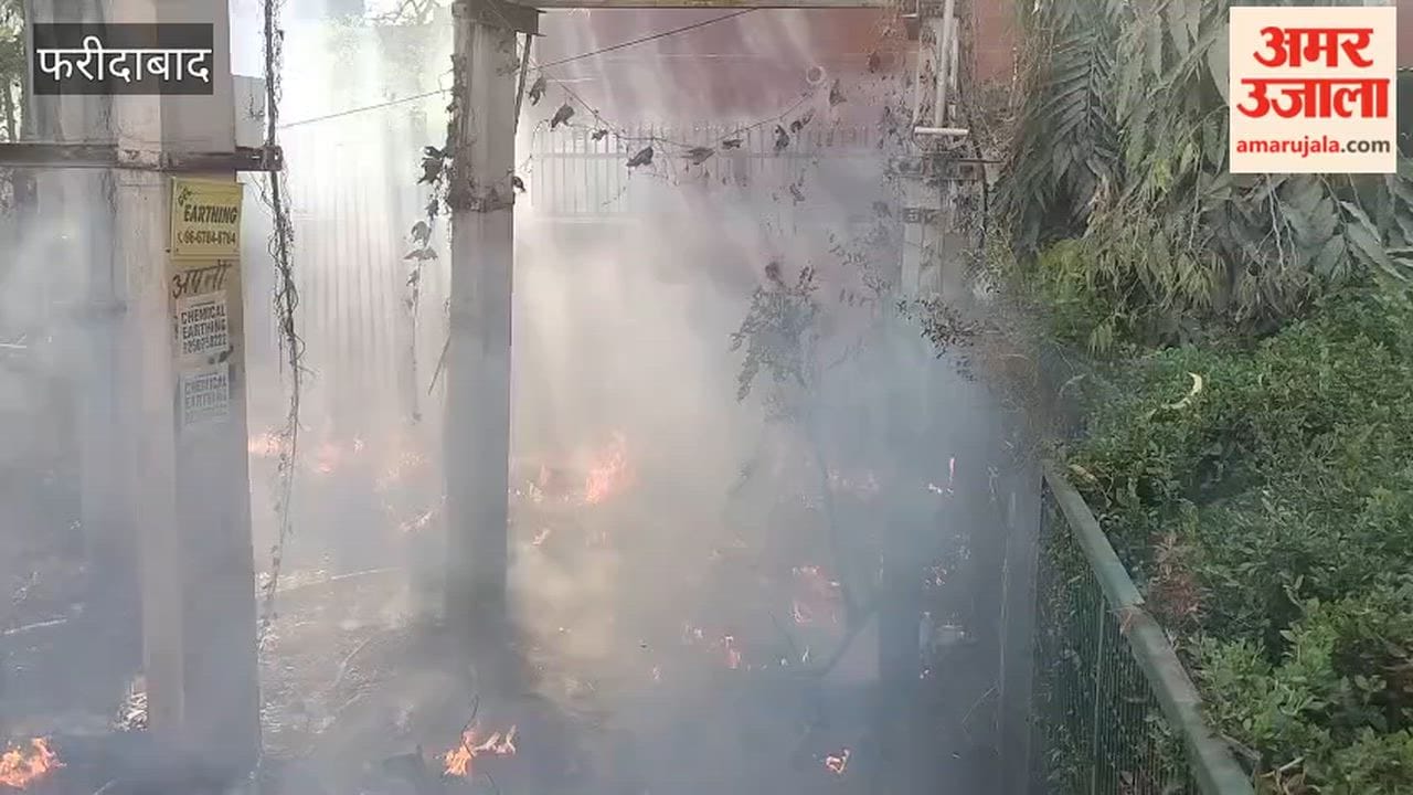 A fire broke out outside the official residence of the CEO of the Roadways District Council located at NIT 5 in Faridabad