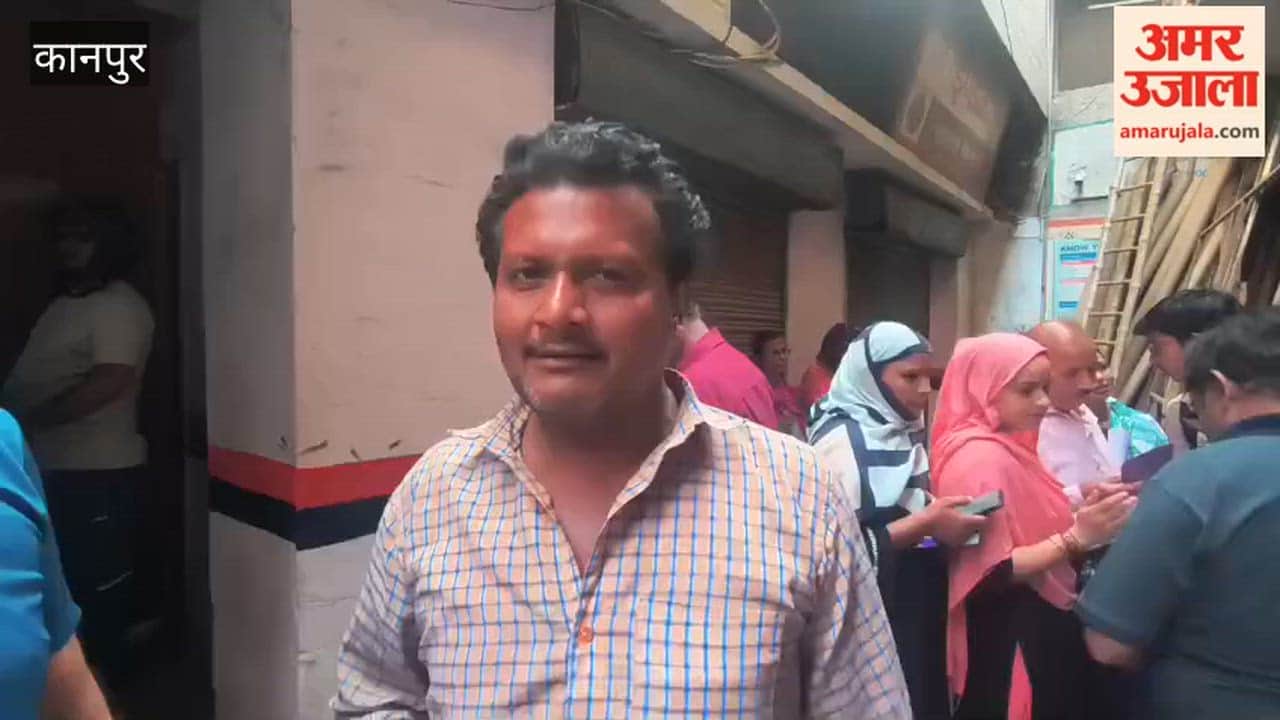 Despite waiting in line for hours, people are still unable to get gas cylinders