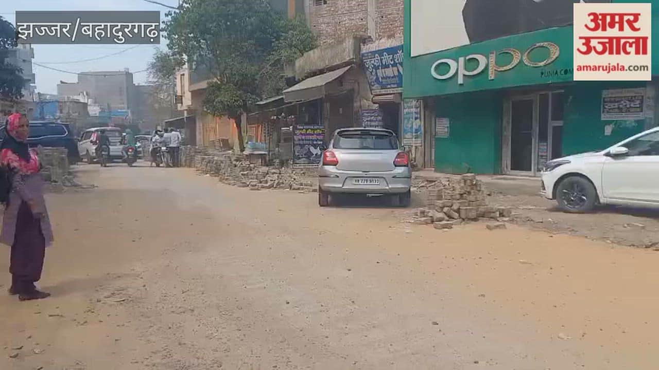 In Jhajjar, Yadav Dharamshala Road was opened after 2 months and 11 days and Purana Barfkhana Road after one month.