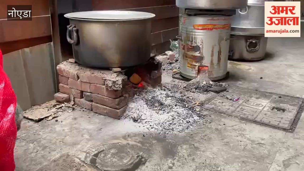 Due to disruption in supply of commercial gas cylinders food is being cooked on stove in hostel-PG of Noida