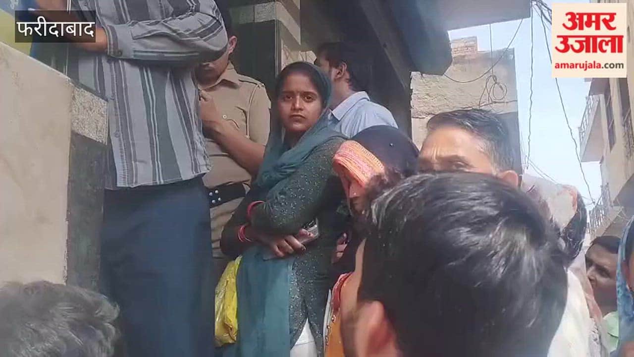 Long queues outside gas agencies in Faridabad