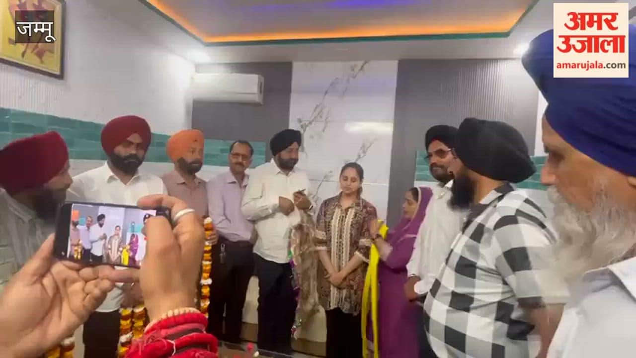 Simran Jeet Kaur of Vijaypur brings laurels to family and region by clearing JKS exam