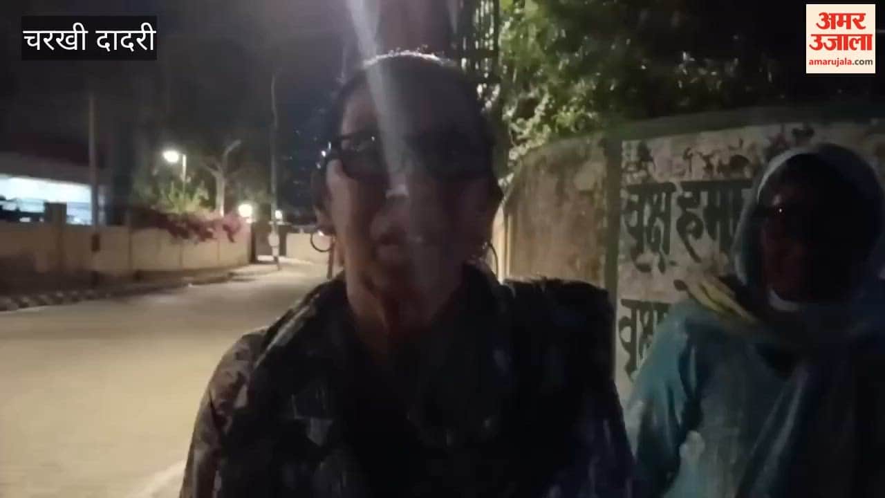 People are facing problems due to the shutdown of streetlights.