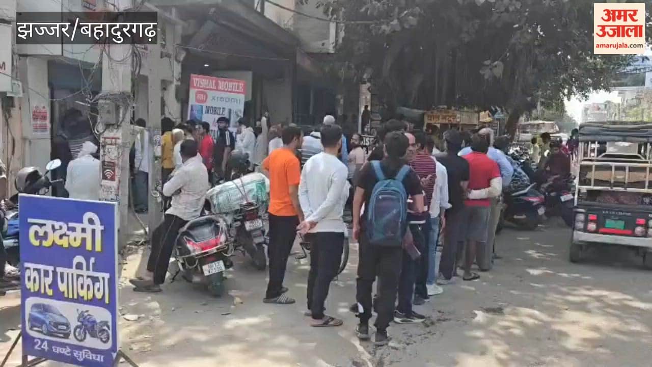 Gas Shortage Persists in Bahadurgarh; Long Queues for Cylinders Forming Since 7 AM