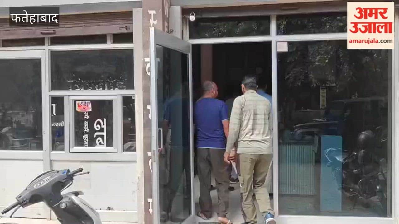 Teams conducted raids in Fatehabad to curb the black marketing of gas.