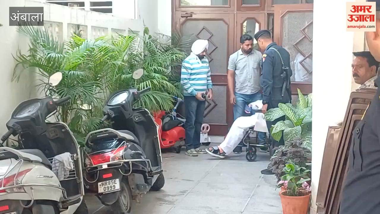 Minister Anil Vij slams Congress