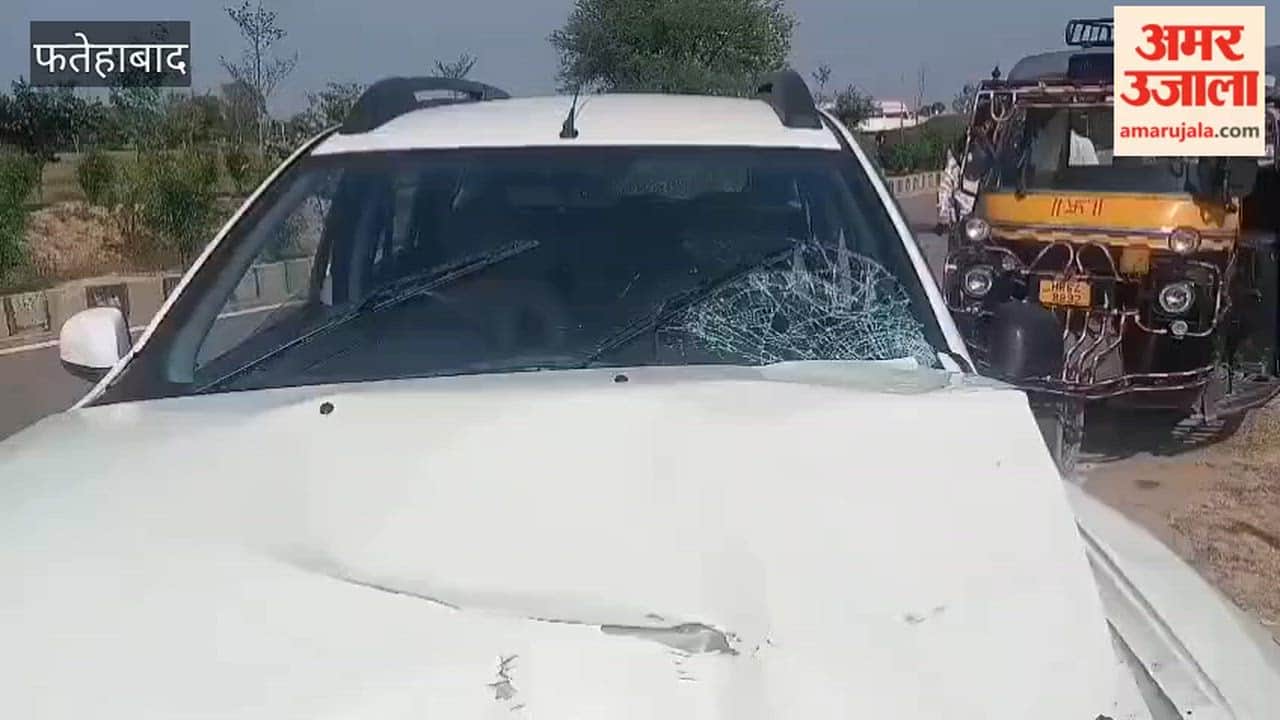 Three girl students injured in a road accident