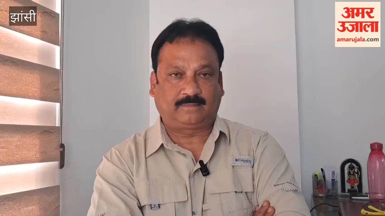 Former MLA Deepnarayan said that Major Dhyanchand was also awarded the Bharat Ratna along with Kashiram. He said this about gas cylinders.