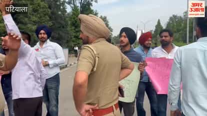 Students' Sit-in at the Gate of Punjabi University, Patiala