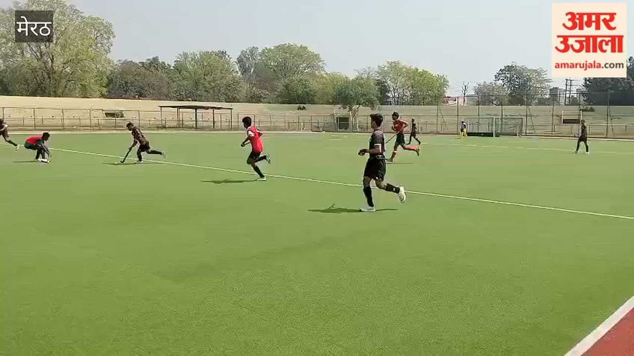 Meerut: District level hockey competition at Kailash Prakash Stadium