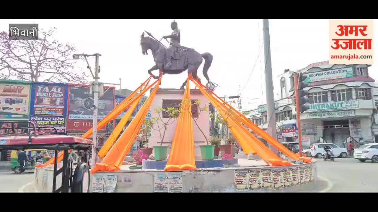 Decorations at city squares and intersections for Hindu New Year