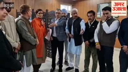 BJP protests in Kathua, submits memorandum to DC office
