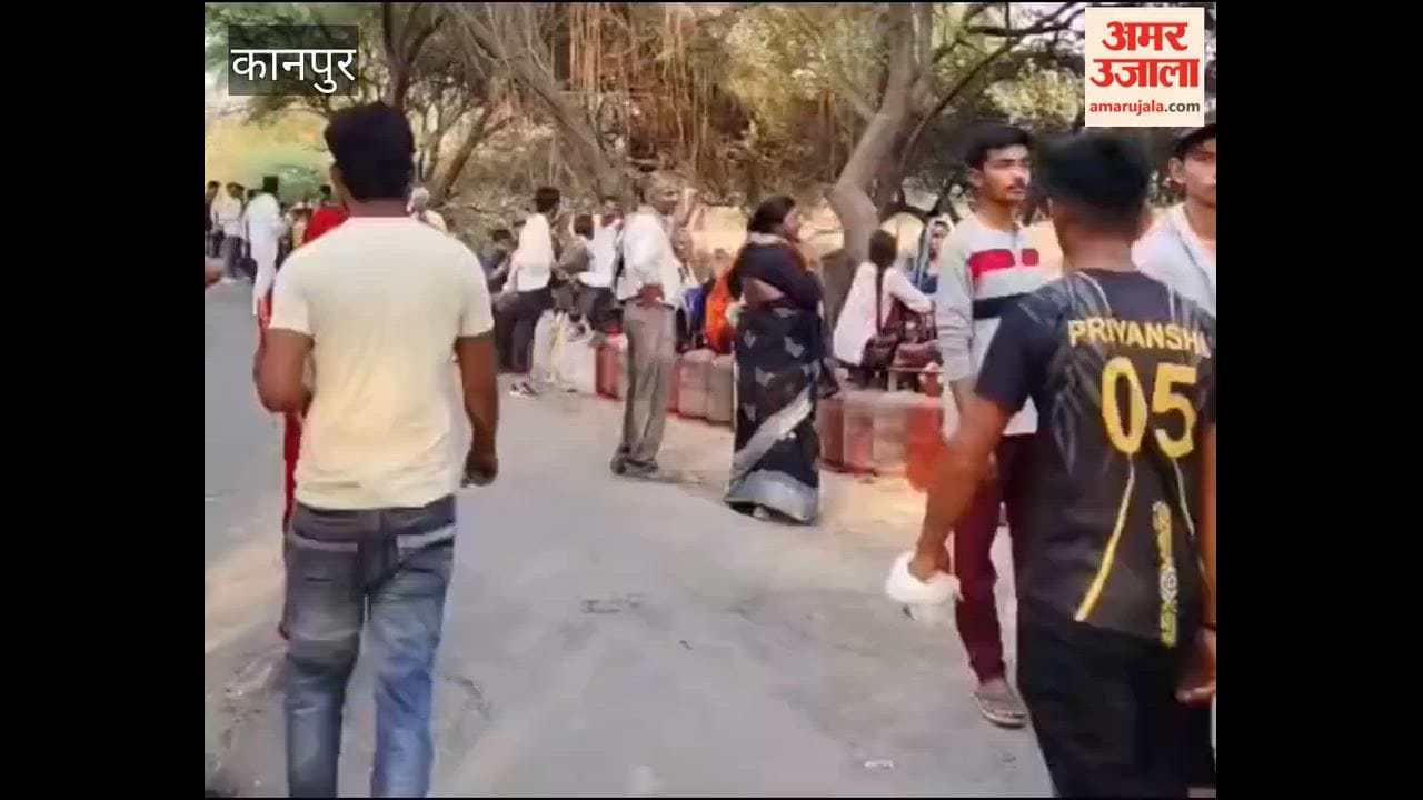 Kanpur: Commotion at Bharat Gas Depot; Cylinders Unavailable Due to Server Outage