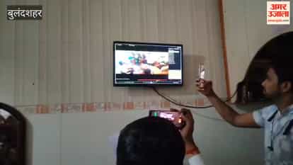 Theft worth Rs 16 lakh caught on camera Woman steals 18 chains from jewellery shop