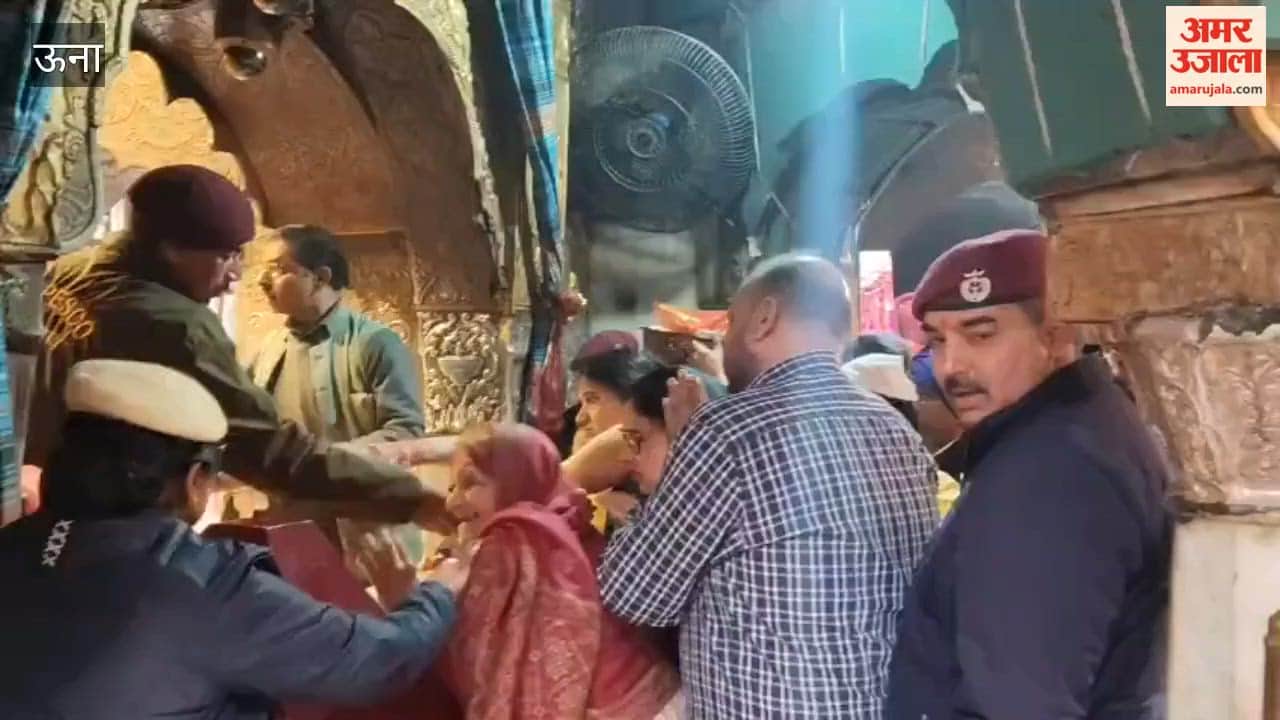 Una A massive surge of devotees floods the Maa Chintpurni shrine on Jyeshtha Tuesday; security personnel take charge of managing the arrangements