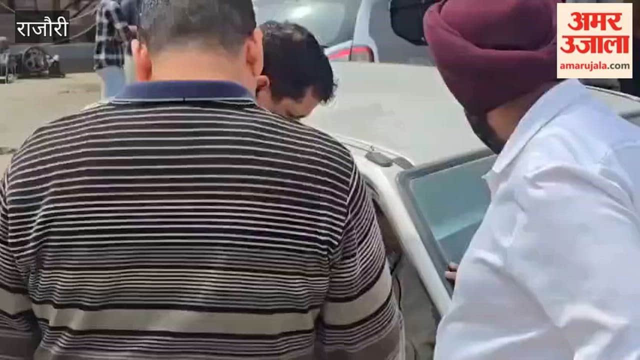 Electricity department inspector caught red-handed taking bribe in Rajouri