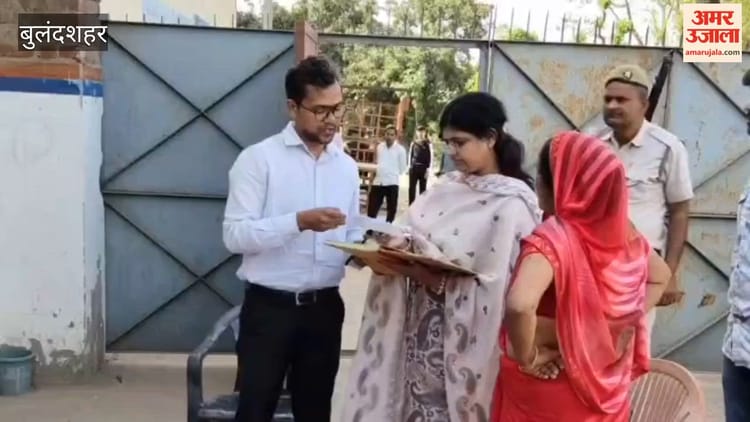 बुलंदशहर में गैस कालाबाजारी पकड़ी गई, 340 सिलिंडर गायब - Gas Black Marketing Caught In Bulandshahr, 340 Cylinders Missing - Amar Ujala Hindi News Live