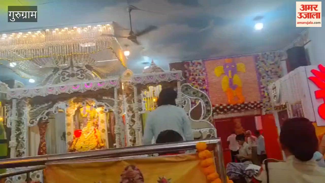 Preparations for Navratri in court of Mata Shitala in Gurugram