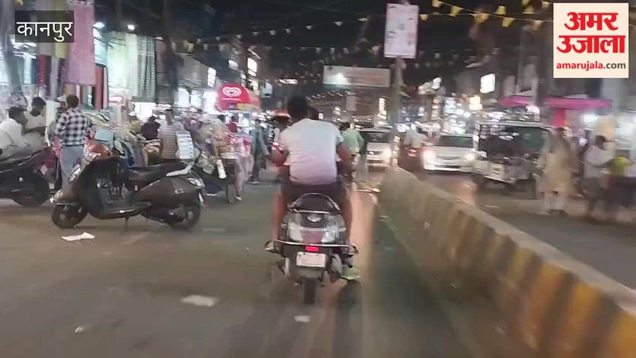 Kanpur: Lal Bangla Market Bustles Until Late at Night Ahead of Ramadan