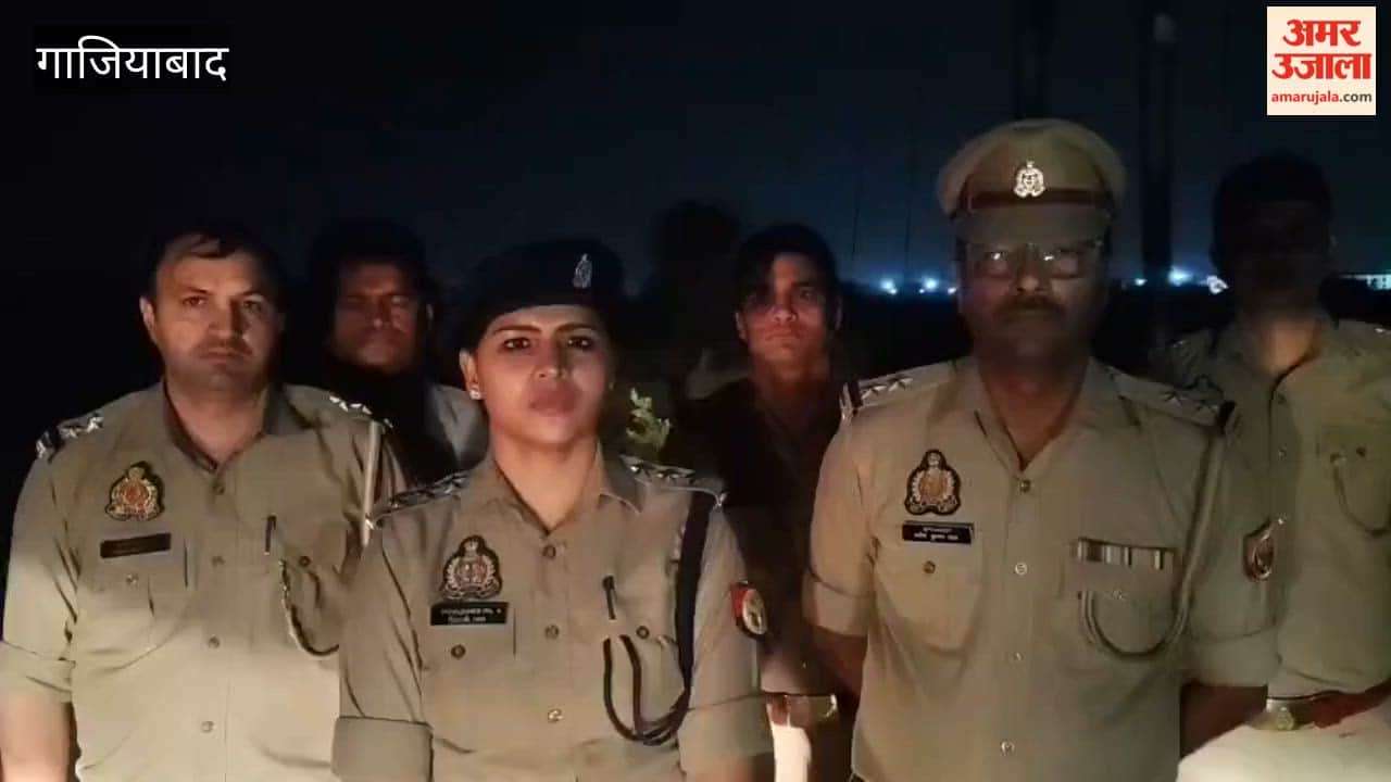 Encounter in Wave City: Wanted Robber Injured in Gunfight; Country-made Pistol and Stolen Bike Recovered