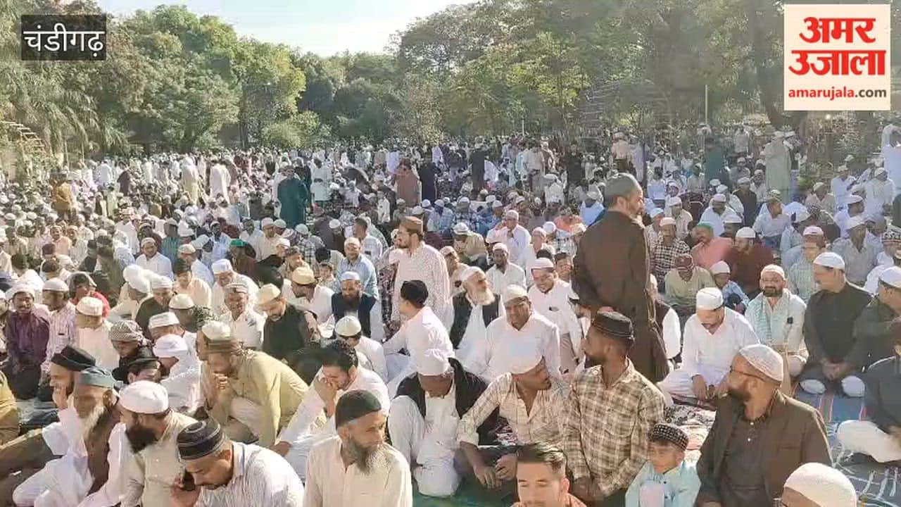 Eid prayers at the Jama Masjid in Sector 20, Chandigarh.