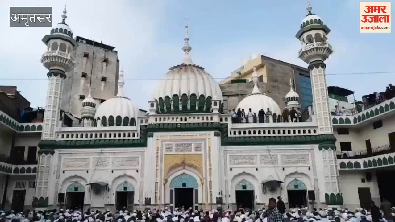 An atmosphere of joy and brotherhood prevails in Amritsar on the occasion of Eid.