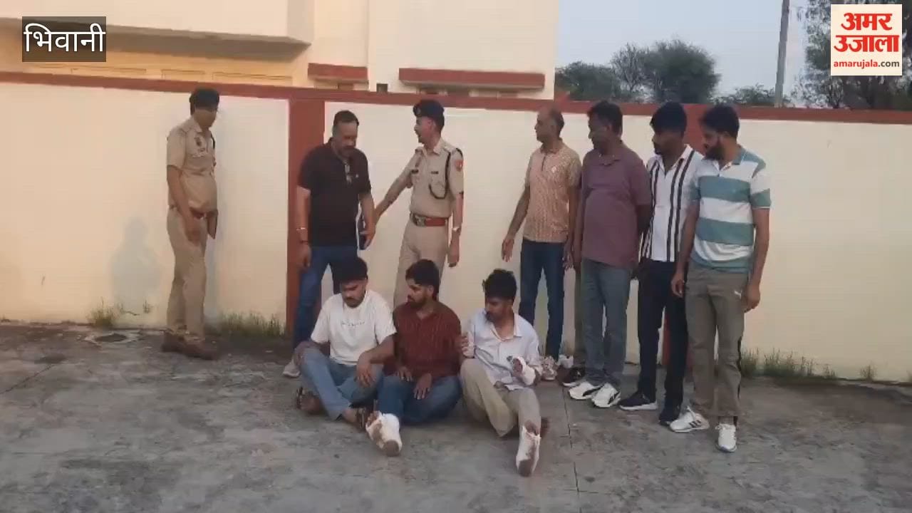 In Bhiwani, the Loharu Police have arrested three criminals who kidnapped a victim and demanded a ransom of ₹20 lakh.