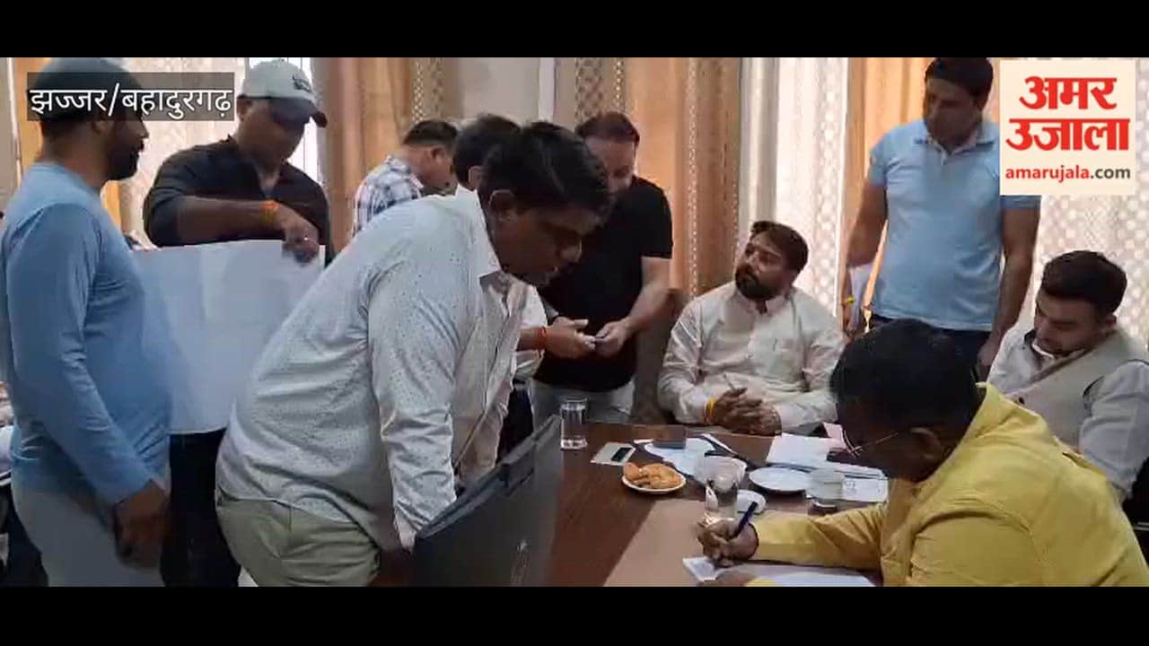 Widows and the Elderly Plead at Bahadurgarh's DC Darbar; Hardships Mount Due to Pensions Suspended for Months