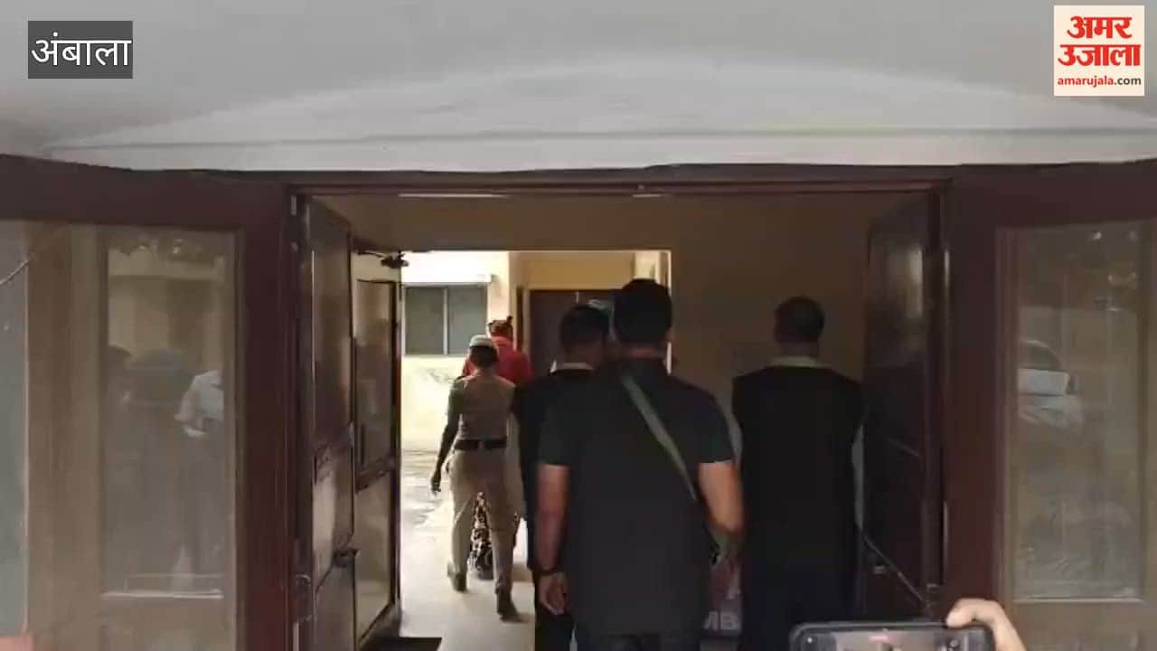 female smuggler from Uganda, Africa, was arrested in Ambala with 306 grams of heroin, with links to Delhi