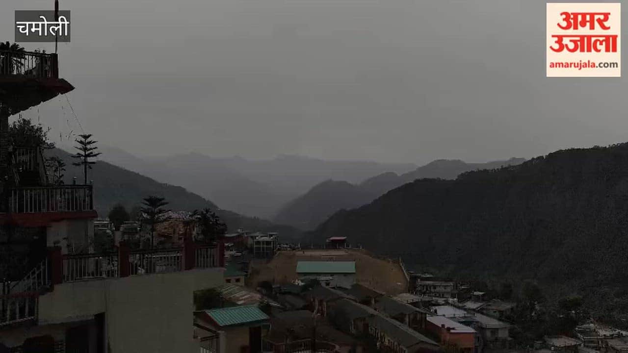 Weather remains inclement throughout the day in Chamoli; snowfall is occurring in the high-altitude regions
