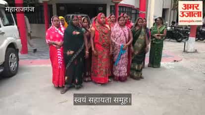 Women of self-help group on hunger strike