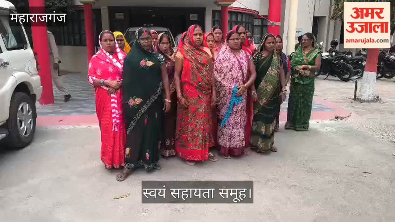 Women of self-help group on hunger strike
