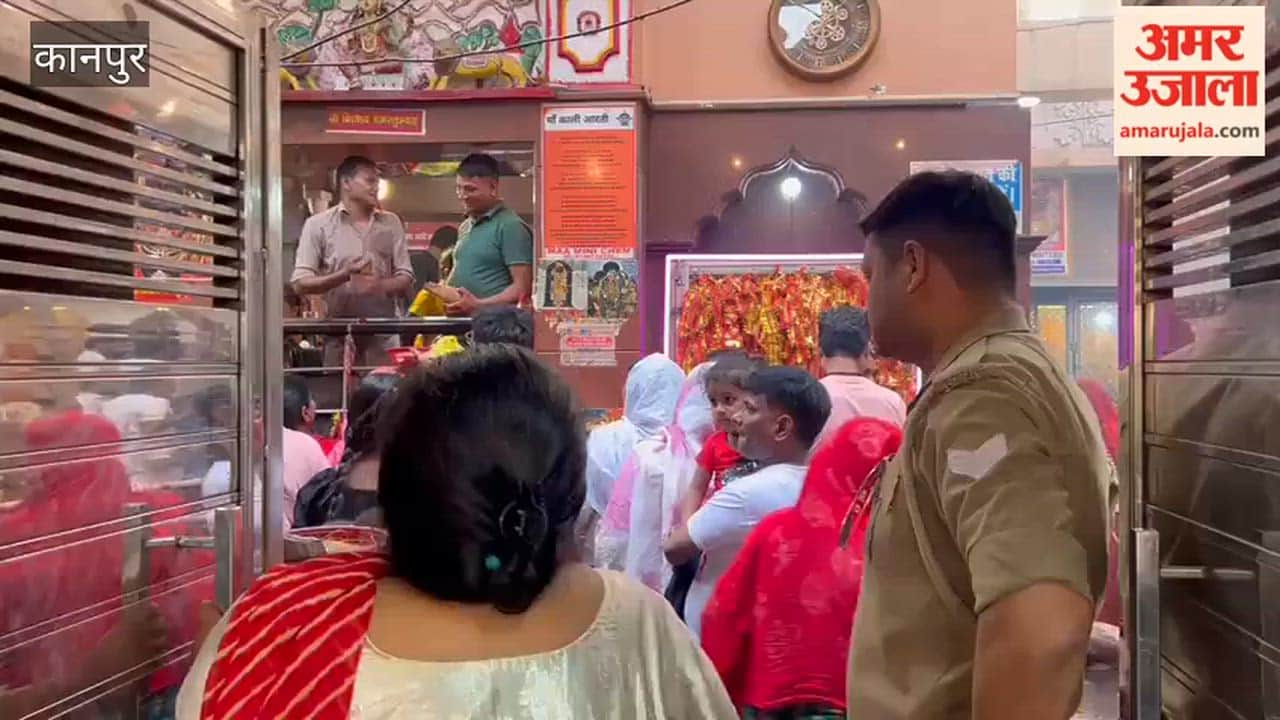 Crowds of devotees throng Baradevi Temple on the first day of Navratri