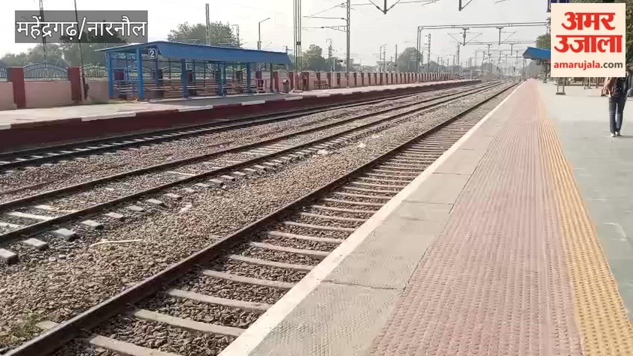 The Kathgodam-Jaisalmer and Sabarmati-Delhi train services will halt at Narnaul station on April 4.