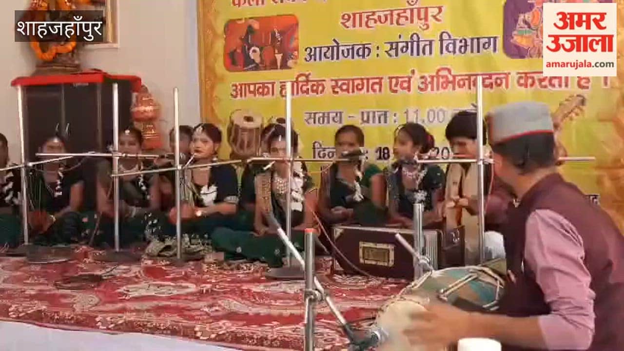 Splendor of Folk Culture Unfolds During Navratri in Shahjahanpur