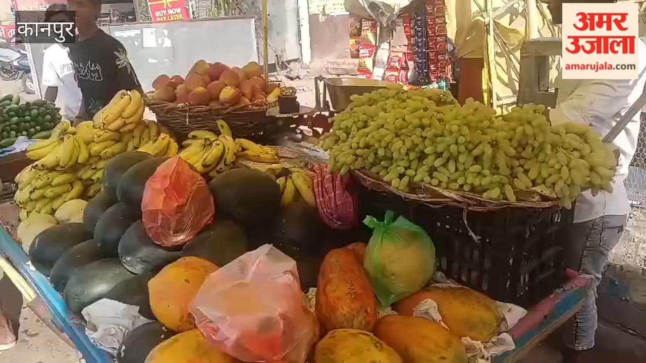 Fruit Prices Soar as Navratri Festival Begins